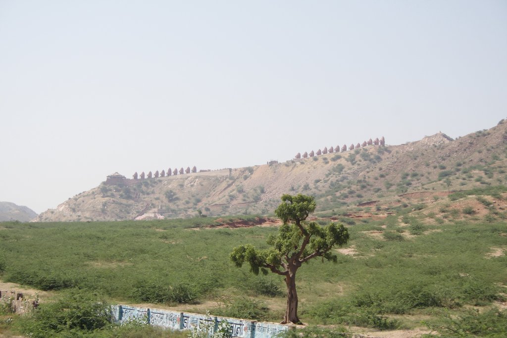 02-Jain Temples under construction on Hill-Top in Nareli Village.jpg - Jain Temples under construction on Hill-Top in Nareli Village